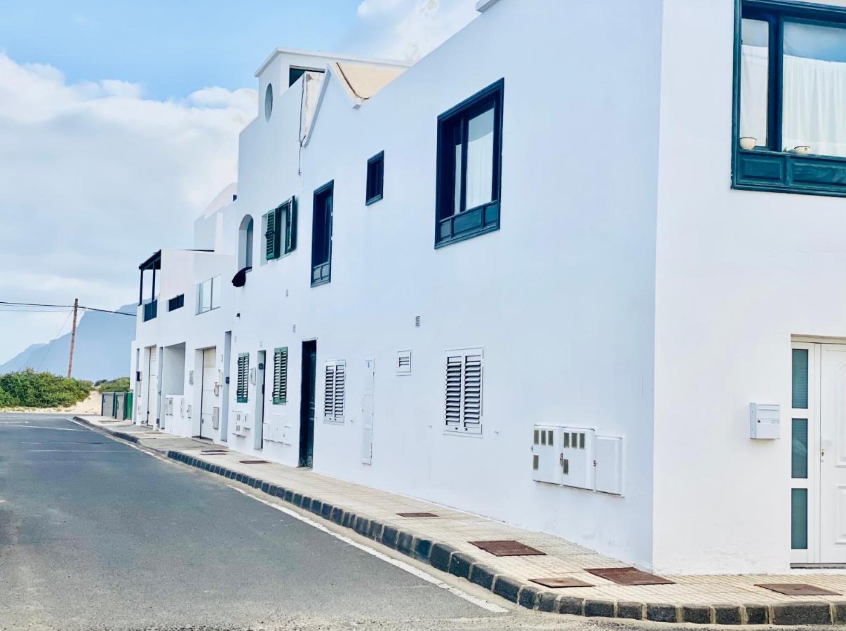 Canaryislandshost L Famara Surfer Zewnętrze zdjęcie