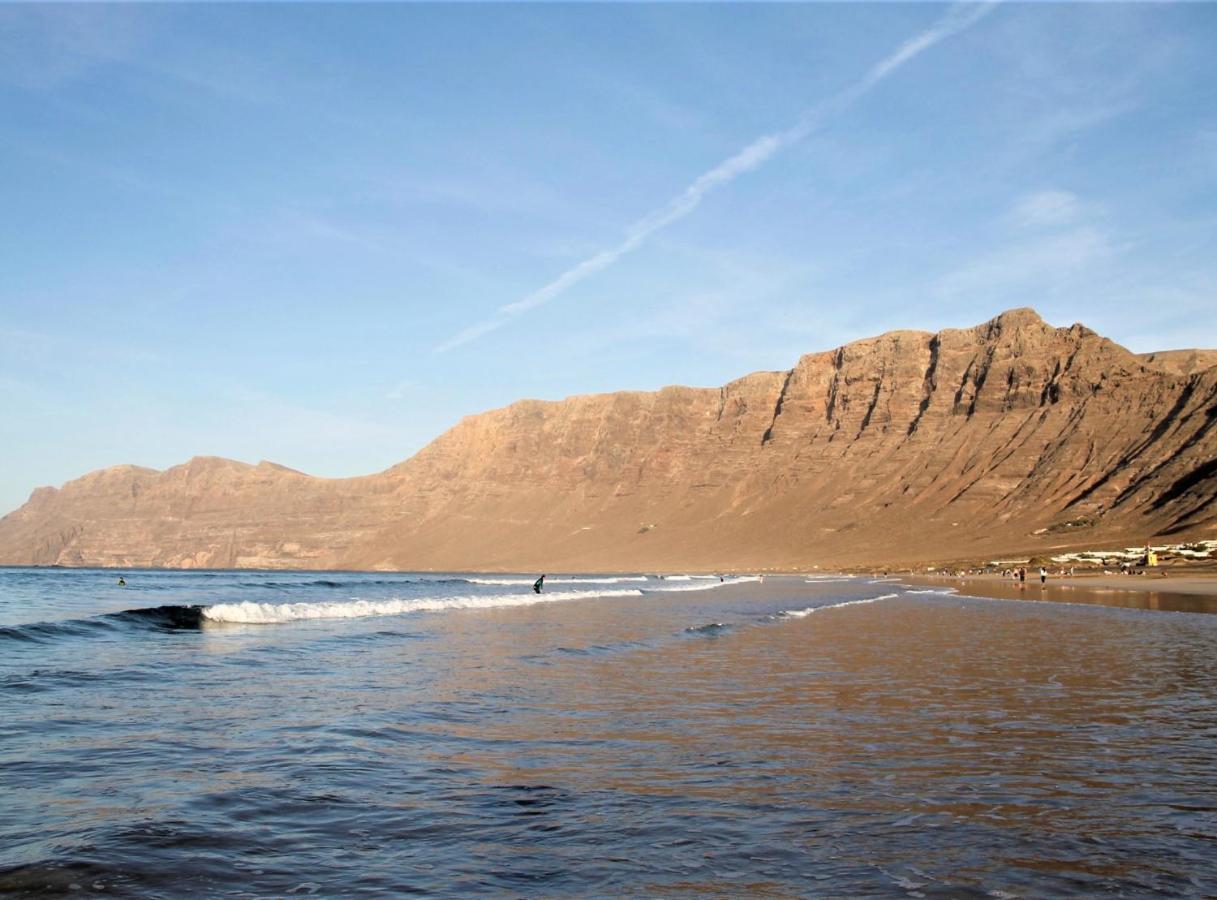 Canaryislandshost L Famara Surfer Zewnętrze zdjęcie